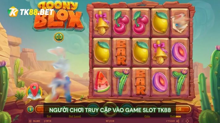 Người chơi truy cập vào Game Slot TK88